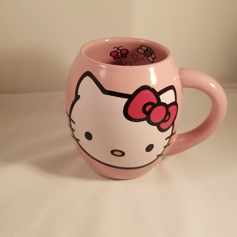 Hello Kitty 16 oz Mug